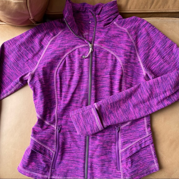SOLD *+*Lululemon Peplum Jacket - Hustle in your Bustle - like new! Bc - Picture 2 of 5